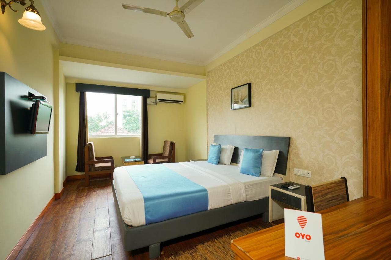Oyo 1684 Hotel Malabar Inn Kozhikode Ngoại thất bức ảnh