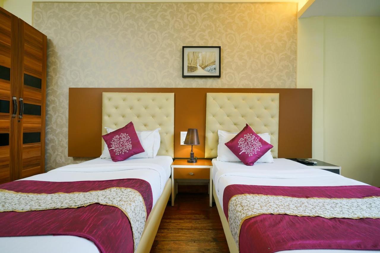 Oyo 1684 Hotel Malabar Inn Kozhikode Ngoại thất bức ảnh
