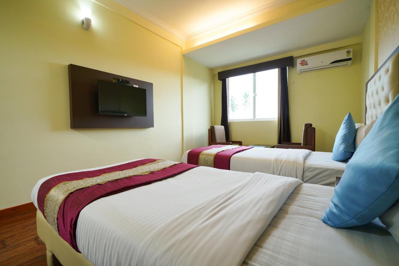 Oyo 1684 Hotel Malabar Inn Kozhikode Ngoại thất bức ảnh