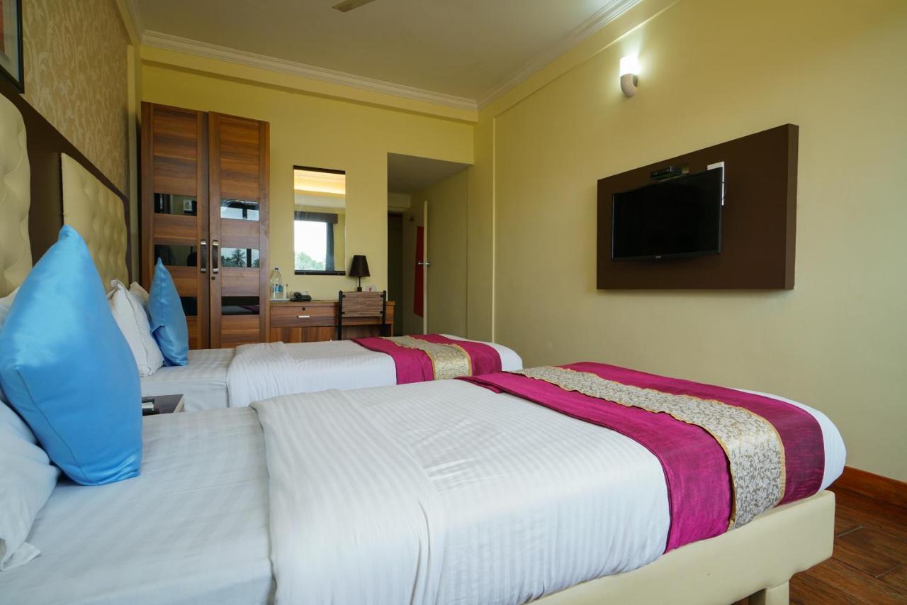 Oyo 1684 Hotel Malabar Inn Kozhikode Ngoại thất bức ảnh